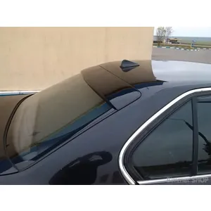Накладка на заднее стекло для BMW E34 (бленда) / Blenda pentru luneta spate la BMW E34