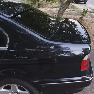 Накладка на заднее стекло BMW E39 бленда, спойлер