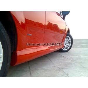 Боковые пороги (для 3-дверного, под покраску) Fiat Punto Grande/EVO 2006-2018 гг.