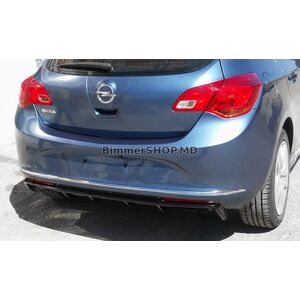 Накладка на задний диффузор (грунтованная под покраску) Opel Astra J 2009-2015 гг.