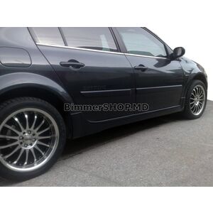 Боковые Пороги (SD, грунтованные под покраску) Renault Megane II 2004-2009 гг.