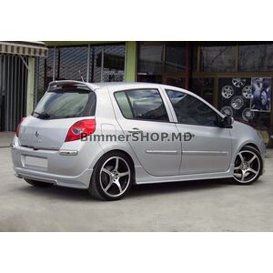 Боковые пороги (грунтованные под покраску) Renault Clio III 2005-2012 гг.
