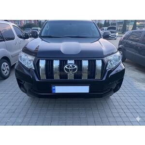 Хромированные накладки на решетку радиатора (2017-2023) Toyota Land Cruiser Prado 150 2009-2023 гг.