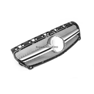 Передняя решетка радиатора AMG Silver (2012-2015) Mercedes A-сlass W176 2012-2018 гг.