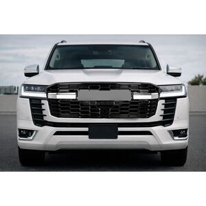 Передняя решетка GR Sport Toyota Land Cruiser 300 2021- гг.