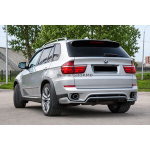 Накладка на задний бампер (2010-2013, грунтованная под покраску) BMW X5 E70 2007-2013 гг.