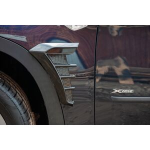 Универсальные вентиляционные накладки на крылья Тип-D (имитация, 2 шт)