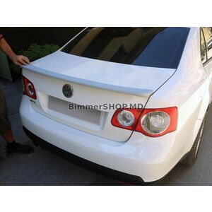 Спойлер (под покраску) Volkswagen Jetta 2006-2011 гг.