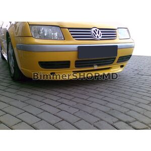 Передняя нижняя накладка (под покраску) Volkswagen Bora 1998-2004