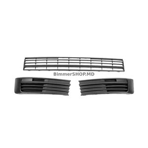 Передняя нижняя решетка радиатора (3 части, матовая) Volkswagen T6 2015-2024 гг.